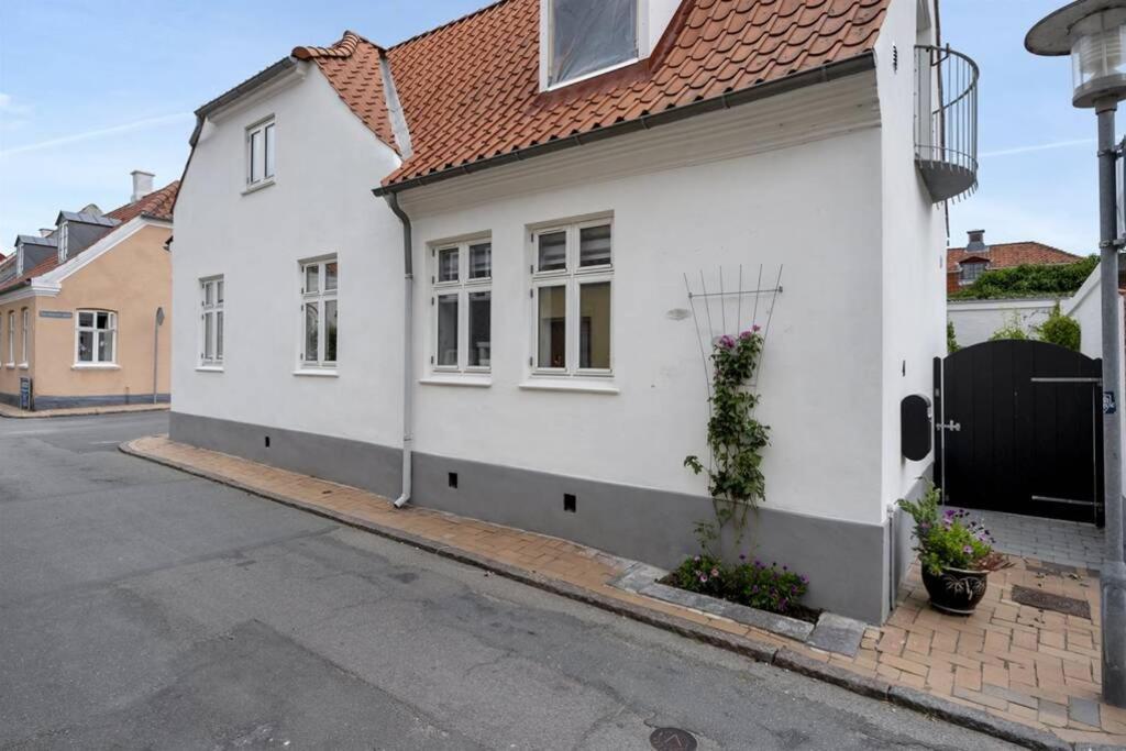 Villa *****Elegant Feriebolig I Hjertet Af Kerteminde Esterno foto